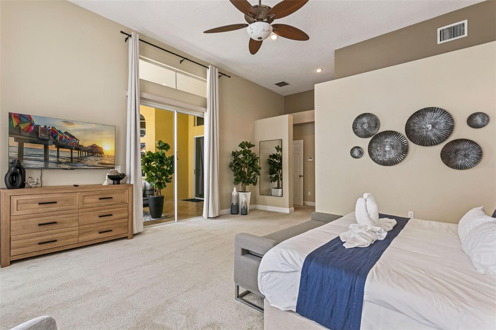 Single Family Residence at 4915 TROYDALE RD, TAMPA, photo 55 of 91