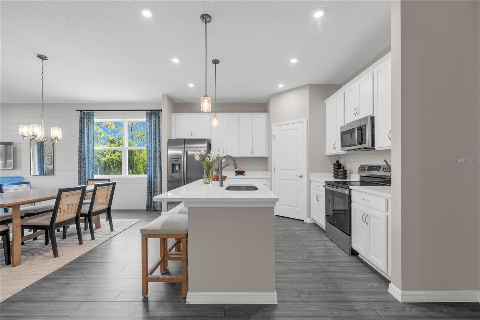 Single Family Residence at 5824 CLIFFBOW LOOP, LEESBURG, photo 15 of 45