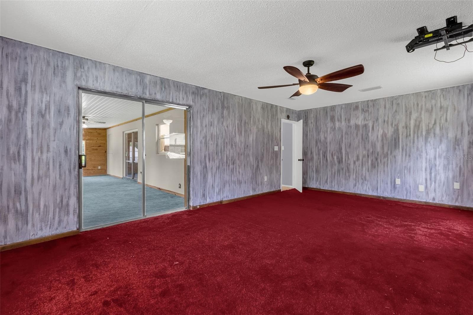 Single Family Residence at 35505 CRESCENT DR, FRUITLAND PARK, photo 18 of 50