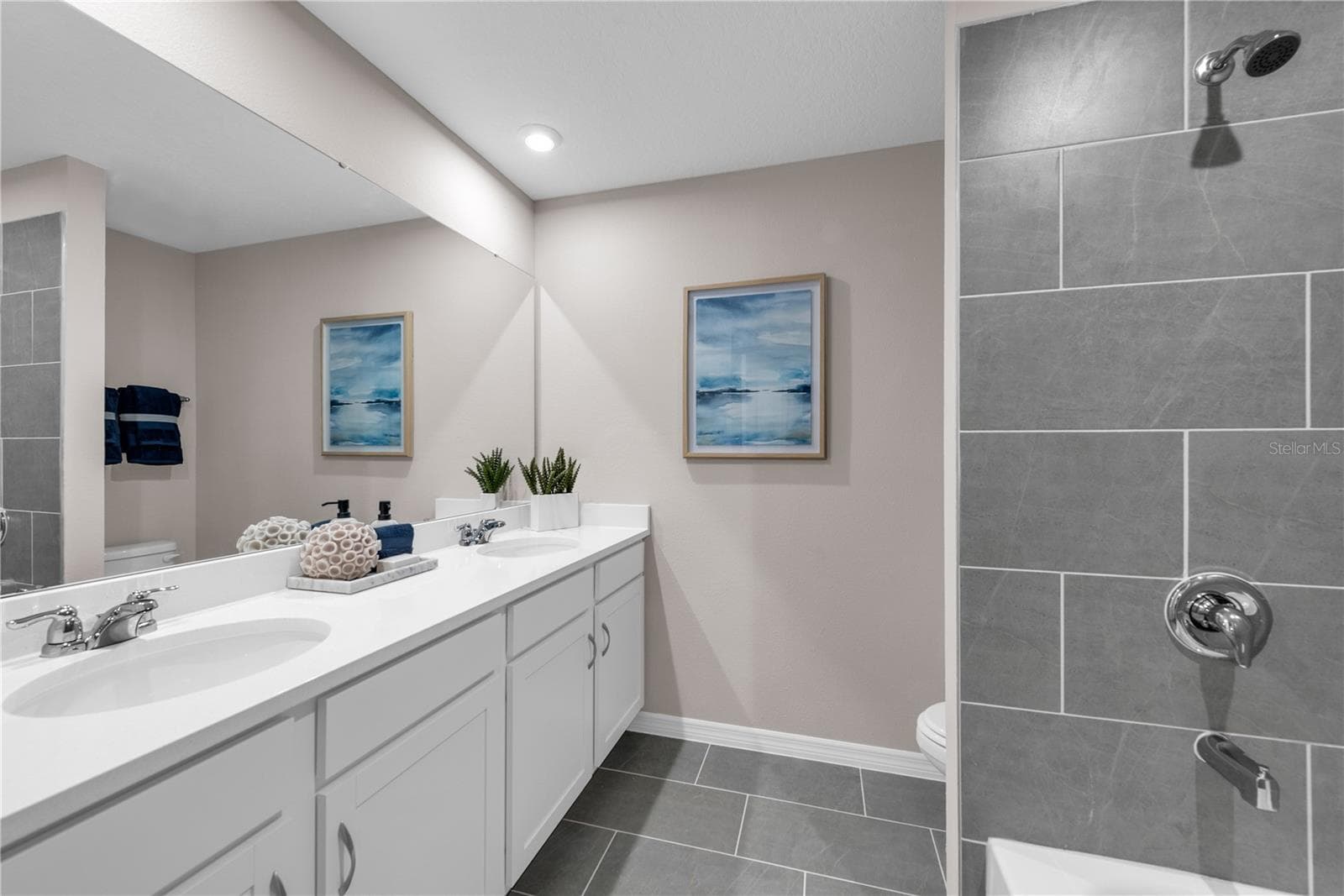 Single Family Residence at 907 CASTLEFORD AVE, PALM BAY, photo 23 of 32