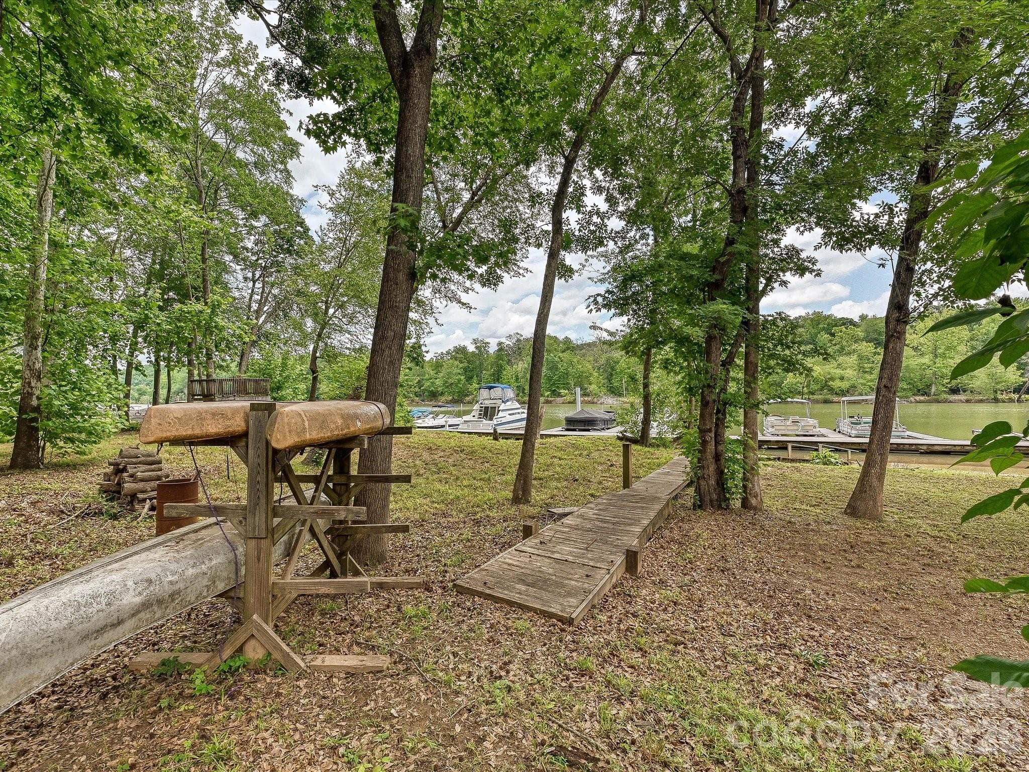 Your private kayak/canor launch - Mount Holly