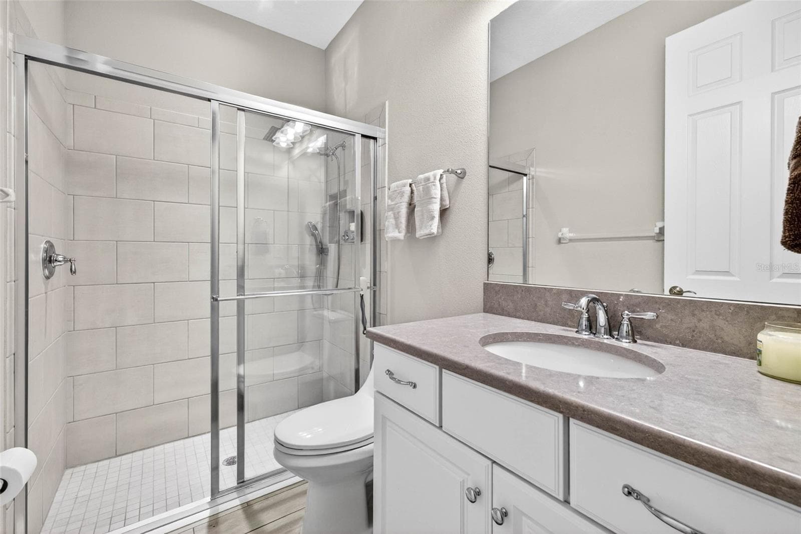 2nd Full Bathroom with Shower/tub - 29894 CHAPEL CHASE DR, WESLEY CHAPEL