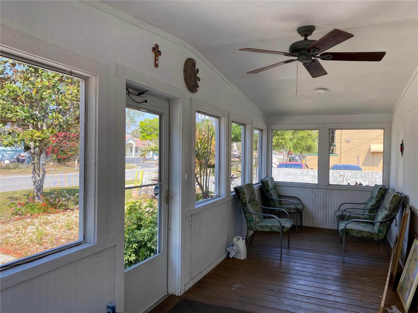 Single Family Residence at 313 S OBSERVATORY DR, ORLANDO, photo 3 of 22