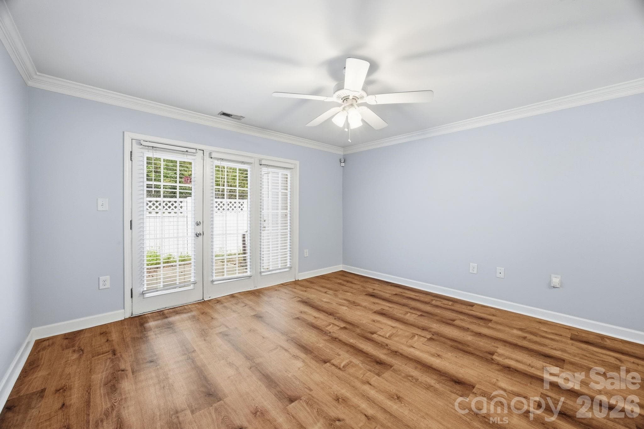 Living room area - 1215 Green Oaks Lane, Charlotte