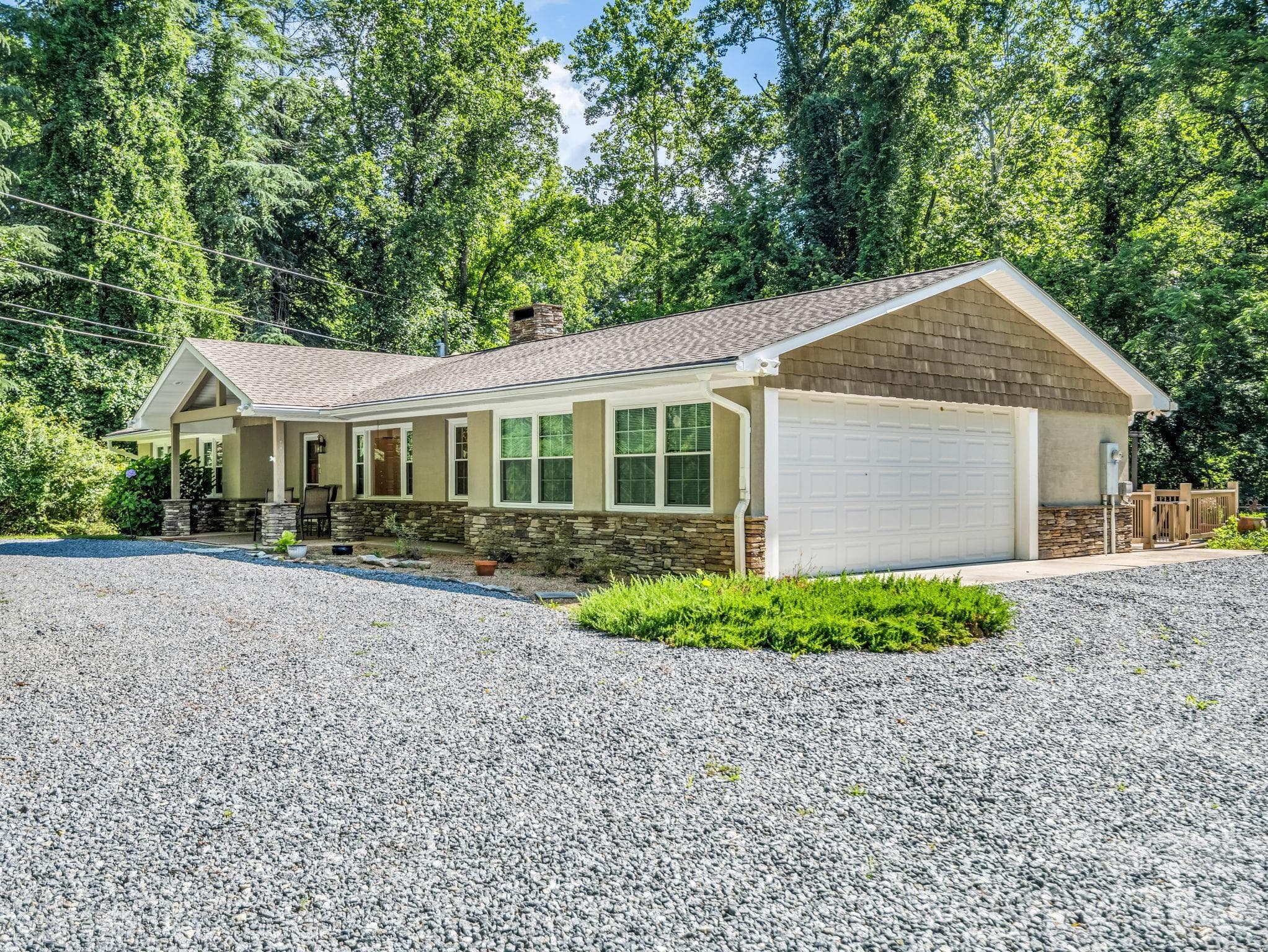 2 Car garage with storage room - 260 Warrior Drive, Tryon