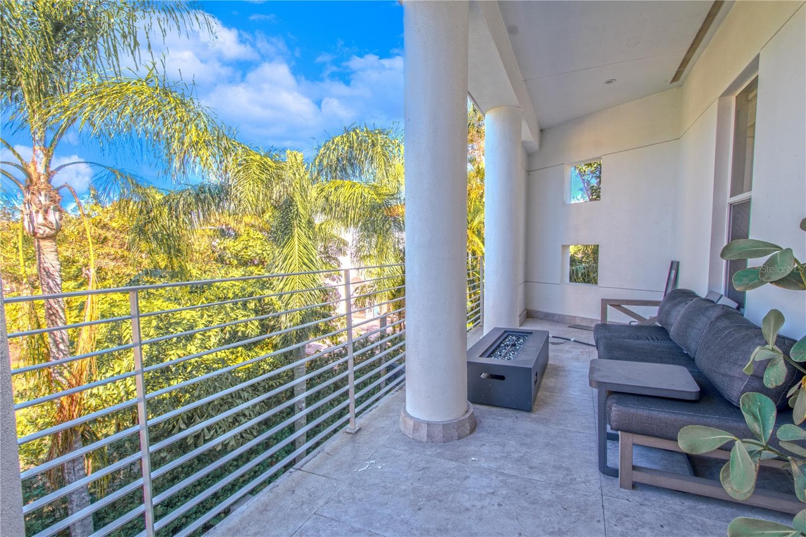 Balcony off primary overlooking pool. - 2711 W TRILBY AVE, TAMPA