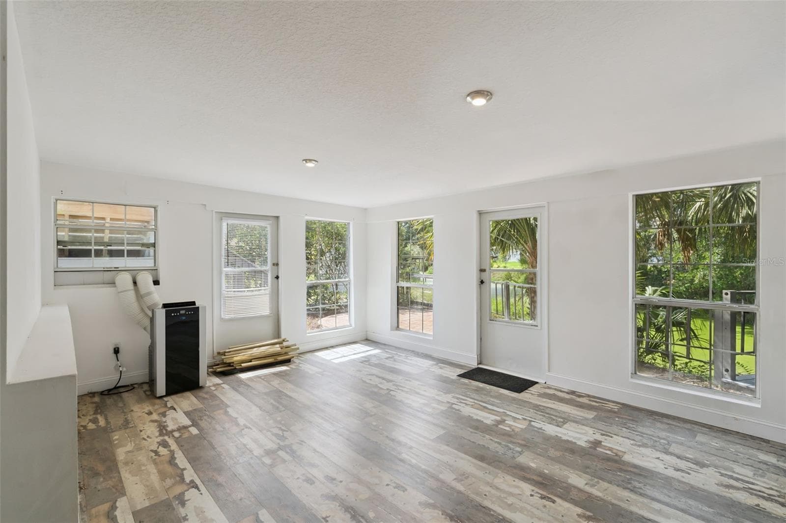 Sunroom - 7247 TREASURE ISLAND RD, LEESBURG