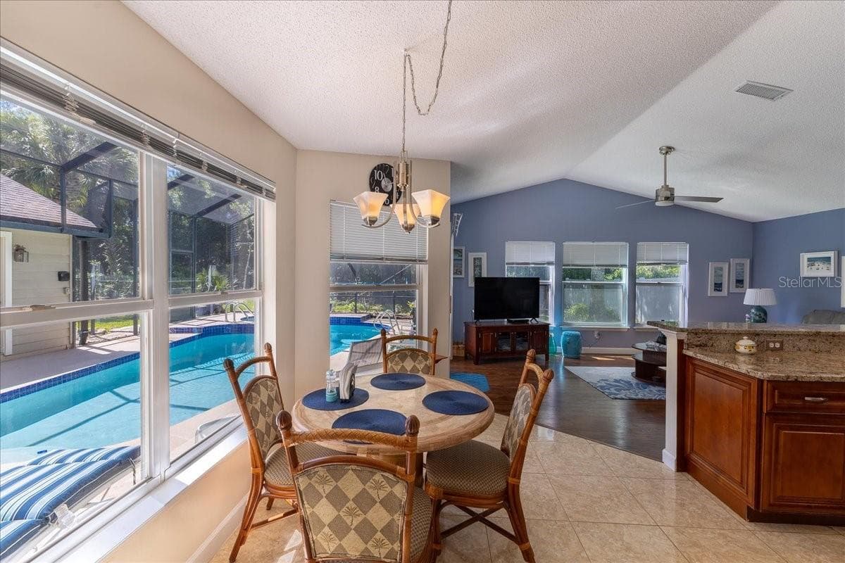 Single Family Residence at 47 CARRIAGE CREEK WAY, ORMOND BEACH, photo 9 of 62