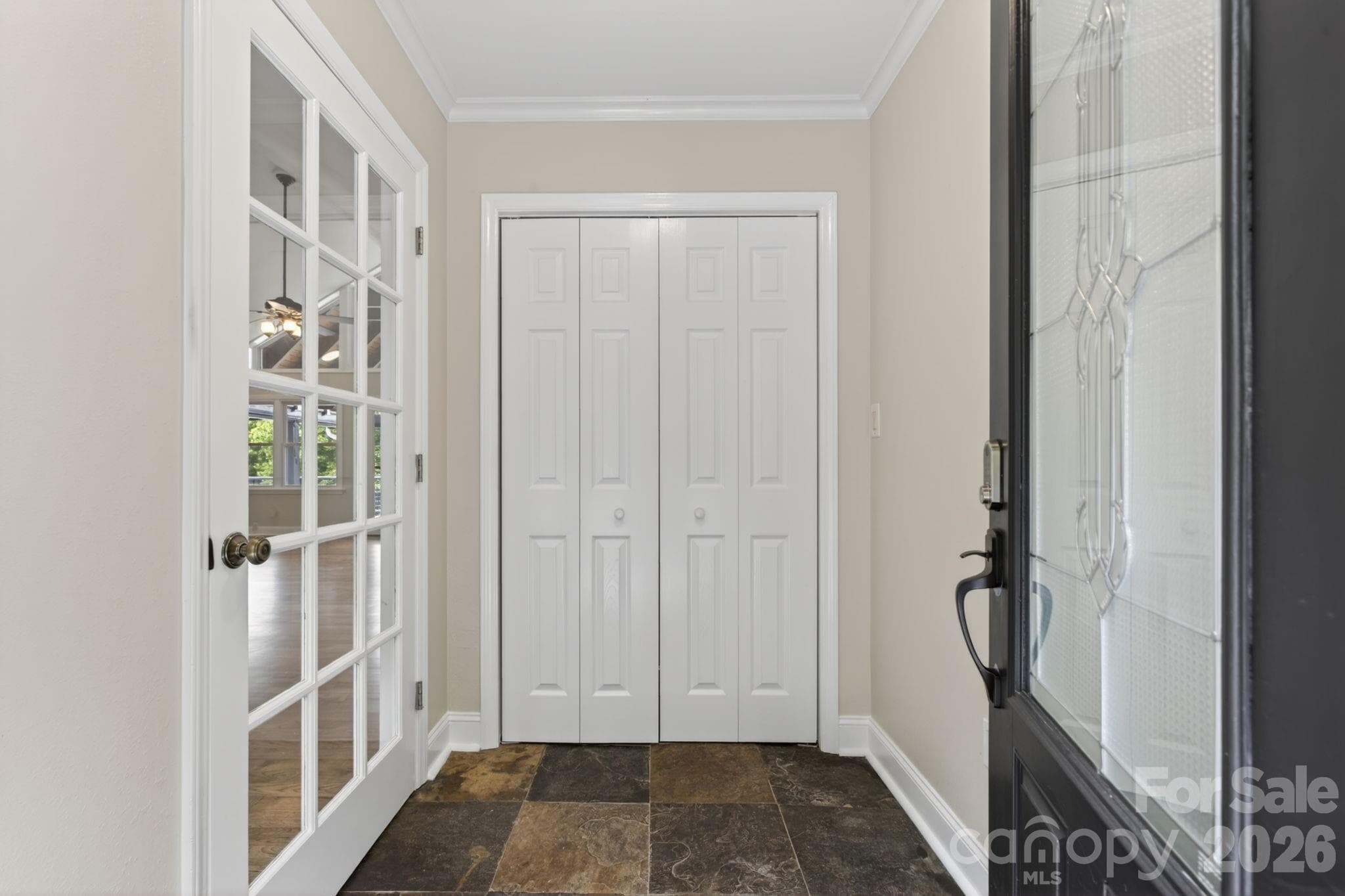 Foyer entrance of main house - 97 Whippoorwill Lane, Fairview