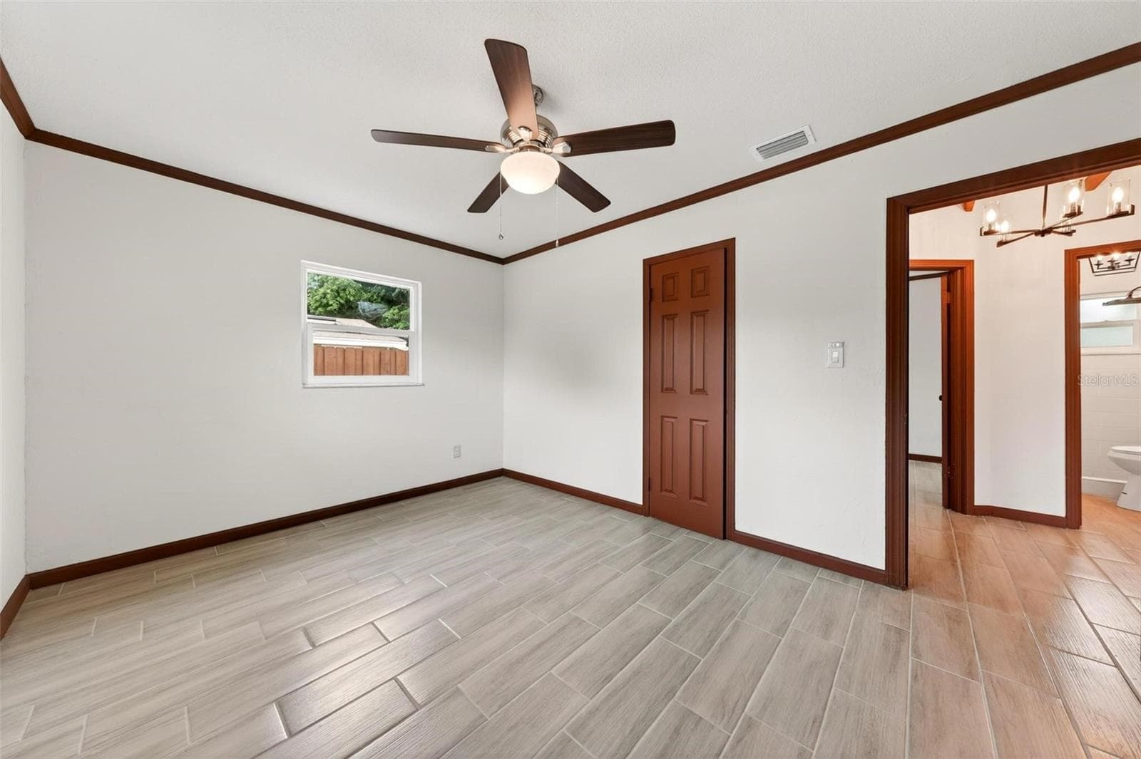 Single Family Residence at 10541 3RD AVE, OCOEE, photo 21 of 53