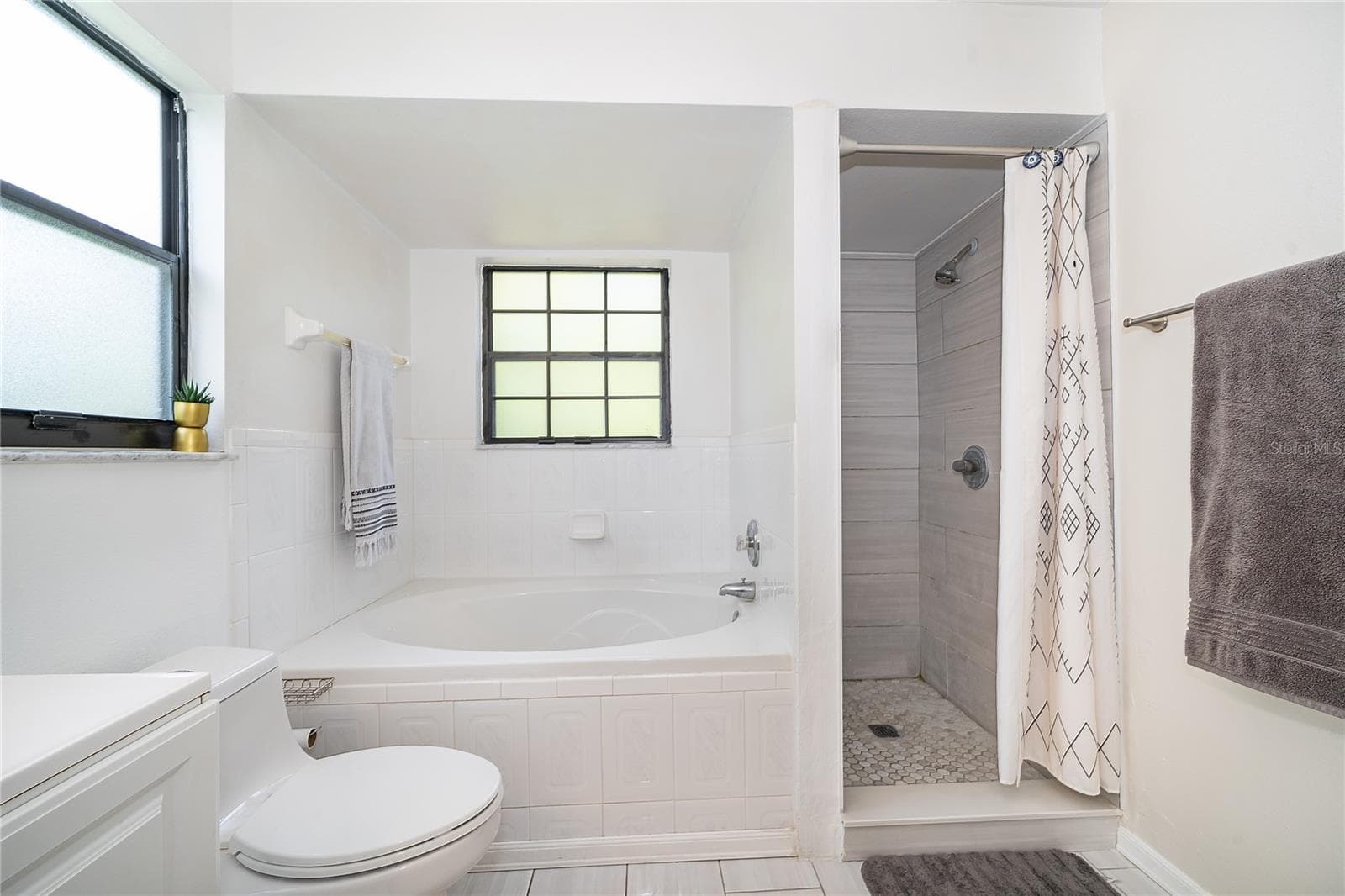 Condominium at 520 VIA VERONA LN #203, ALTAMONTE SPRINGS, photo 25 of 31