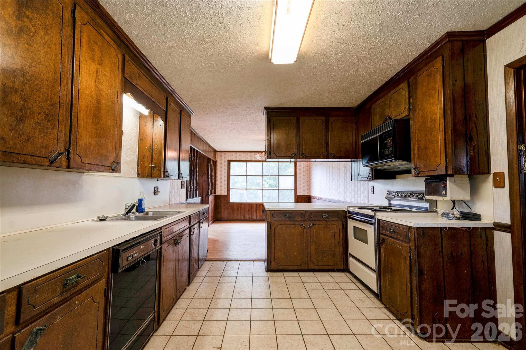 Kitchen - Shelby