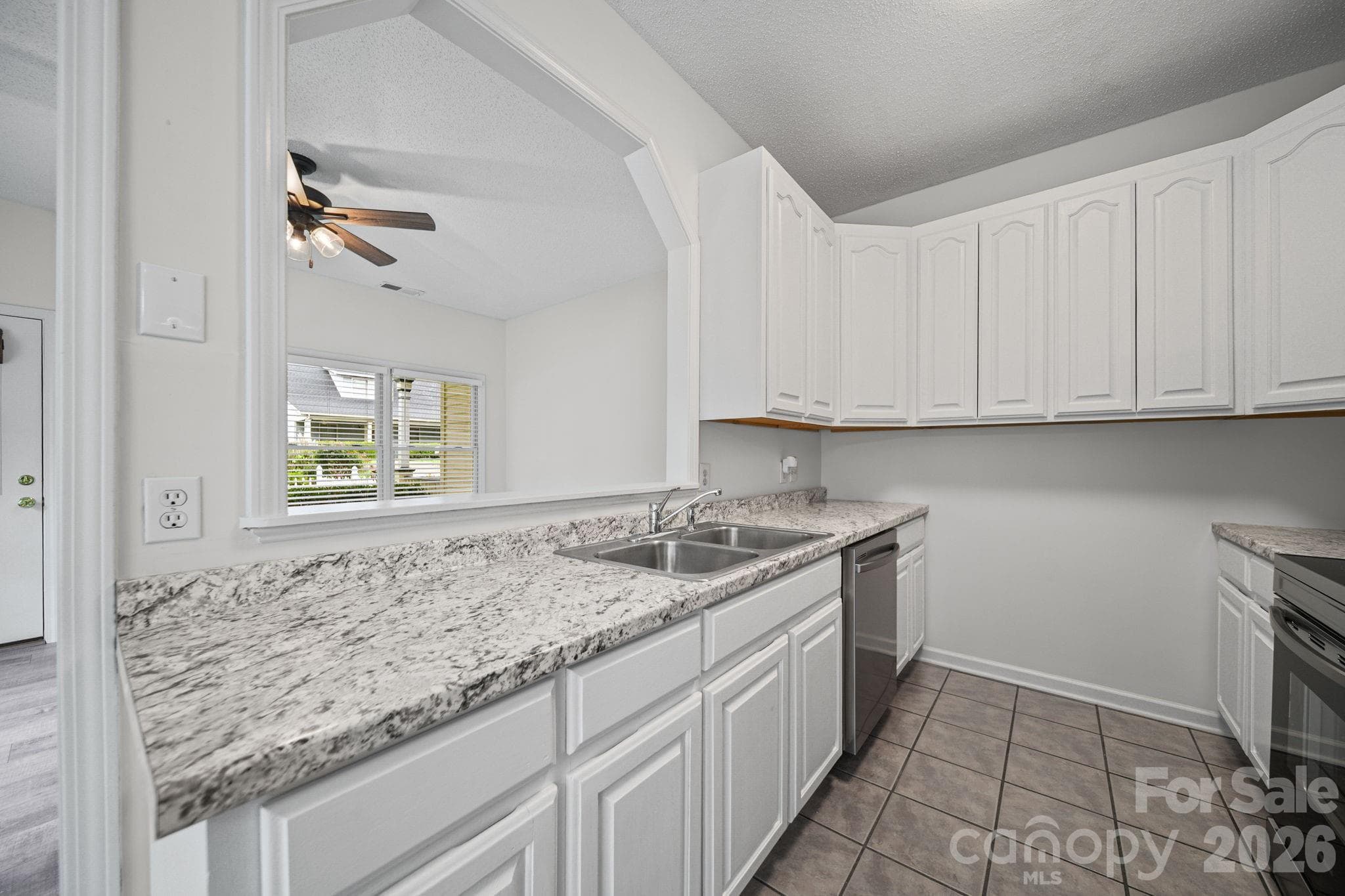 Townhouse at Rock Hill, photo 9 of 22