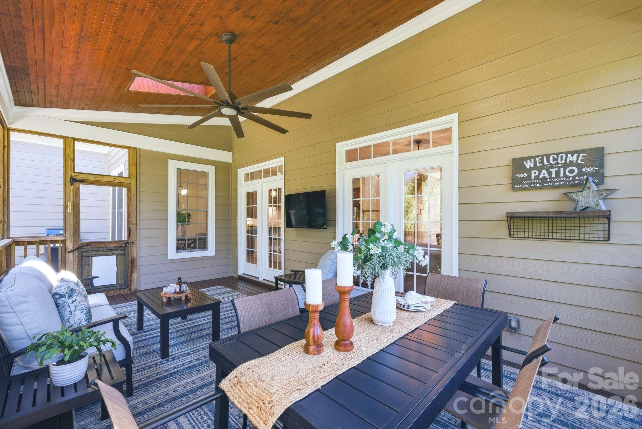 Single Family Residence at Huntersville, photo 24 of 44