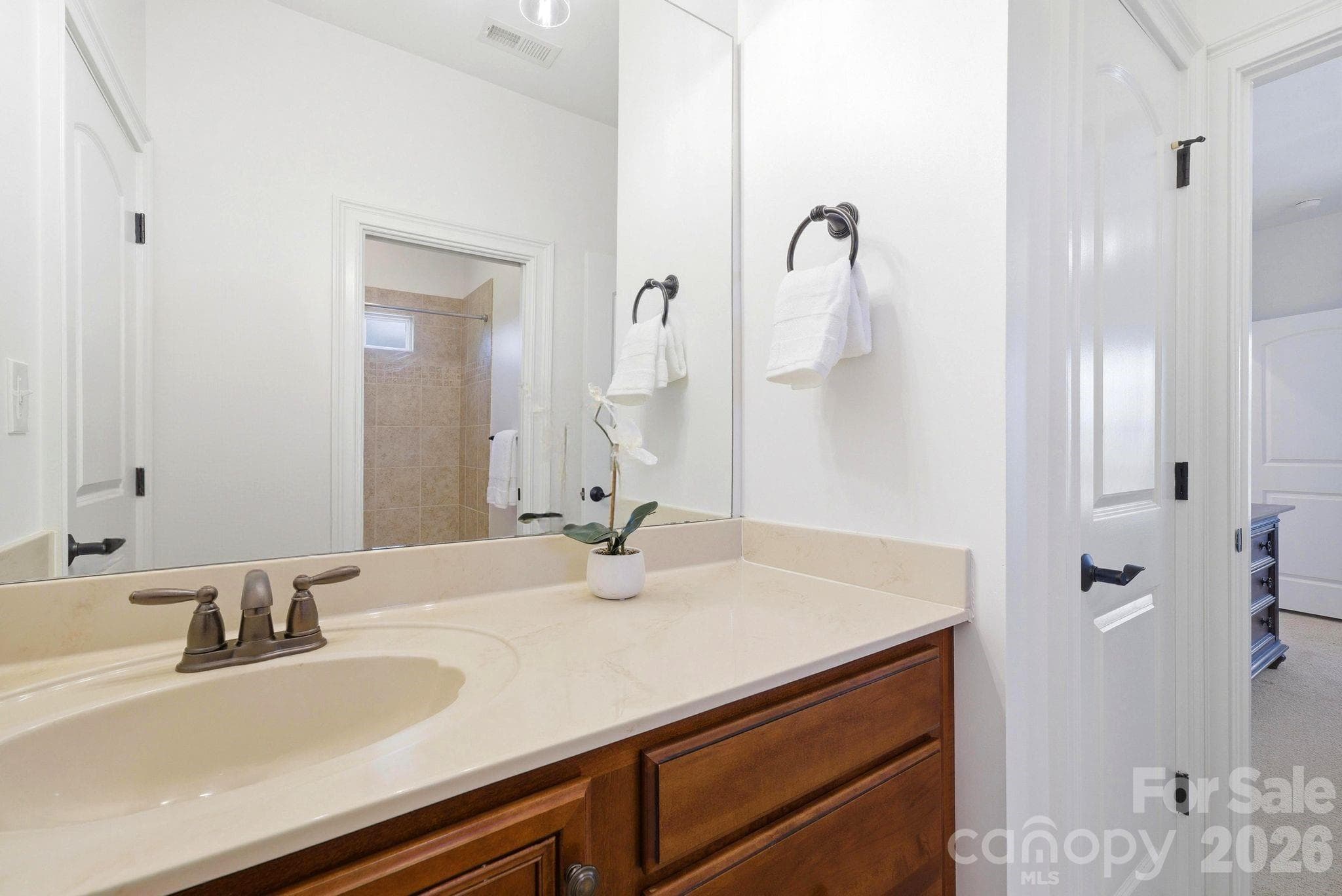 Upper Bathroom 2 - Huntersville