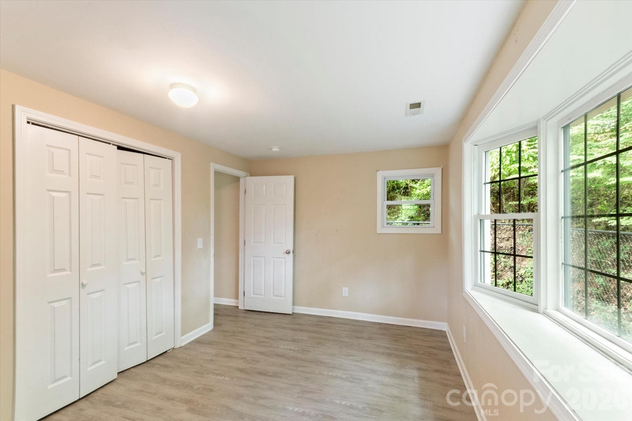 Single Family Residence at Brevard, photo 15 of 31