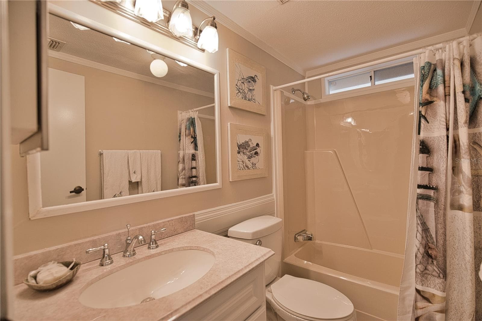 Manufactured Home at 632 LA JOLLA CIR, NORTH PORT, photo 20 of 35