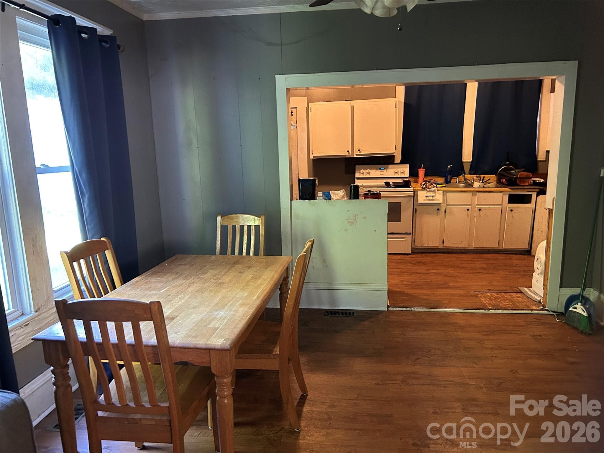 Single Family Residence at Albemarle, photo 4 of 21