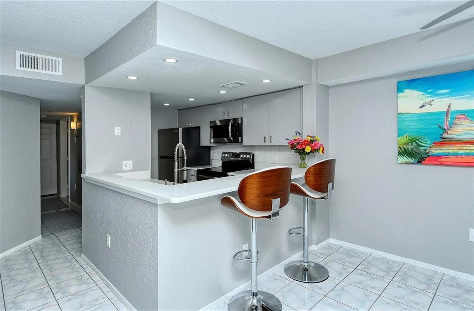 Condominium at 850 S TAMIAMI TRL #801, SARASOTA, photo 9 of 26