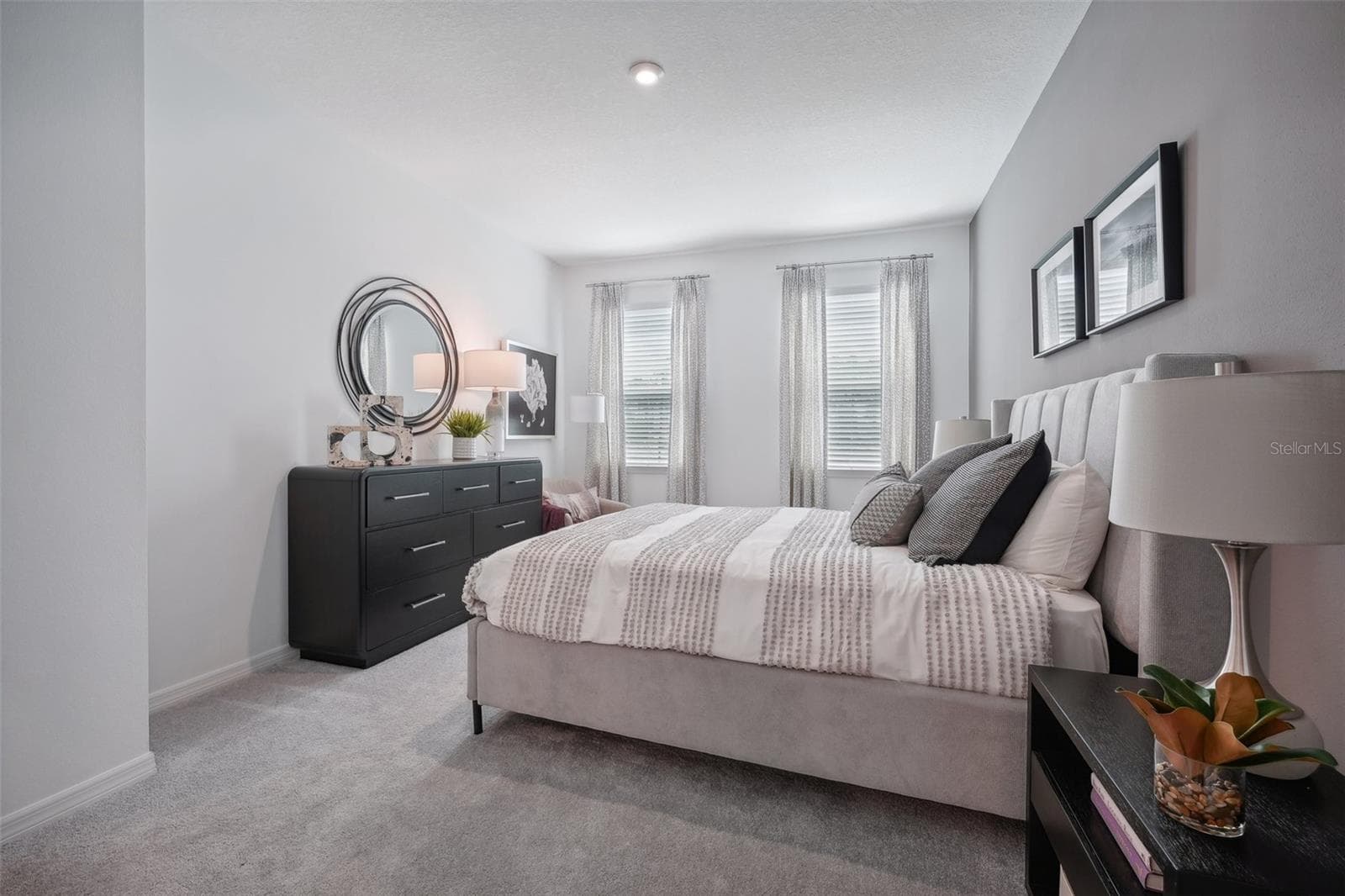 Single Family Residence at 6763 WINTERBERRY DR, LAKE HAMILTON, photo 5 of 39