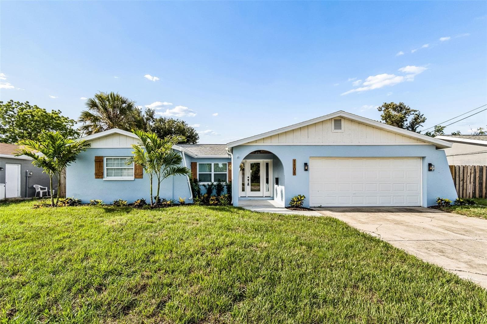 Single Family Residence at 1101 54TH AVE S, ST PETERSBURG, photo 4 of 89