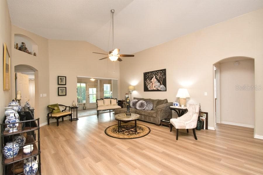 Living room - 3605 WESTERHAM DR, CLERMONT