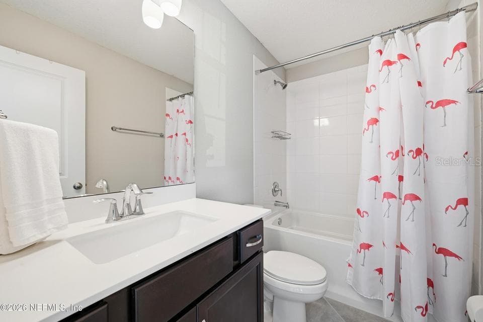 Upstairs Bedroom with Ensuite Bathroom - 128 WINDWALKER DR, ST AUGUSTINE