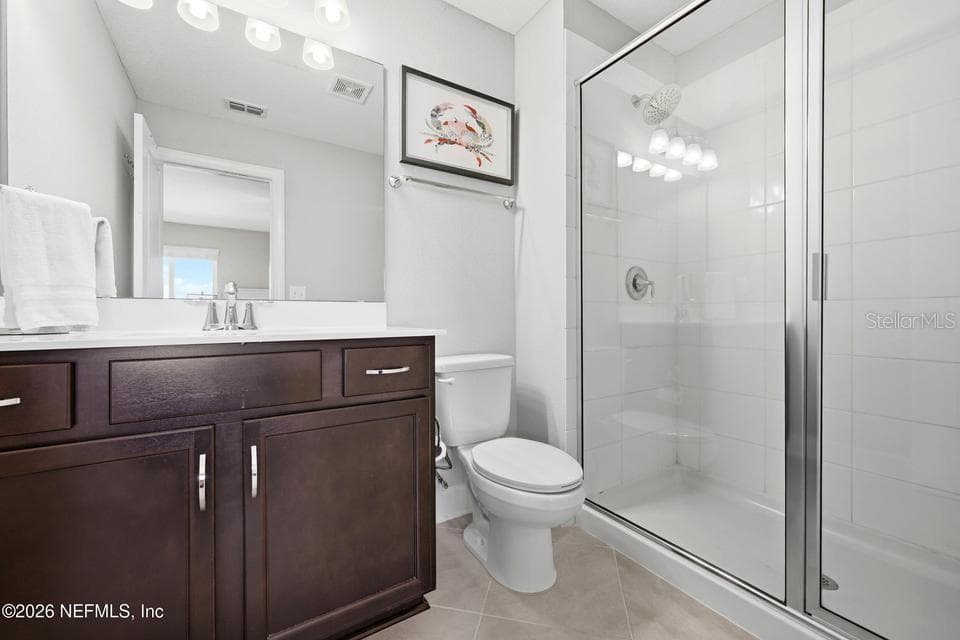Upstairs Bedroom with Ensuite Bathroom - 128 WINDWALKER DR, ST AUGUSTINE