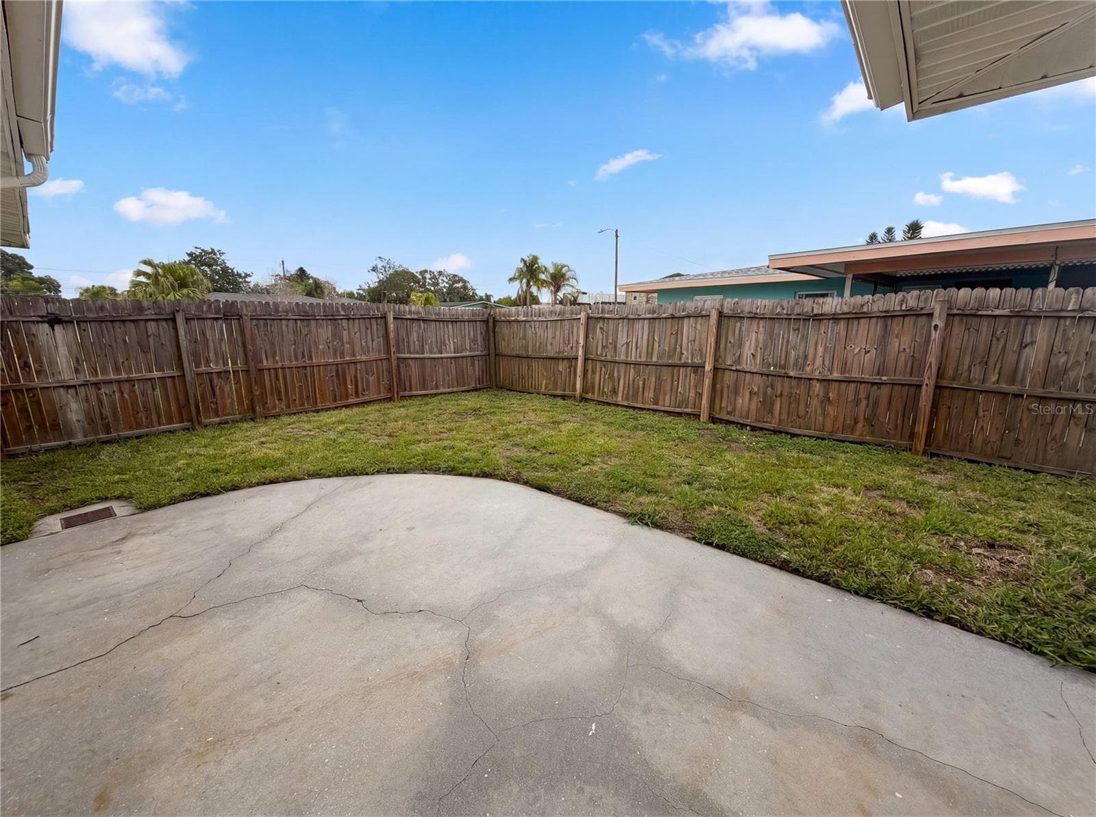 Single Family Residence at 567 BAYWOOD DR N, DUNEDIN, photo 17 of 19