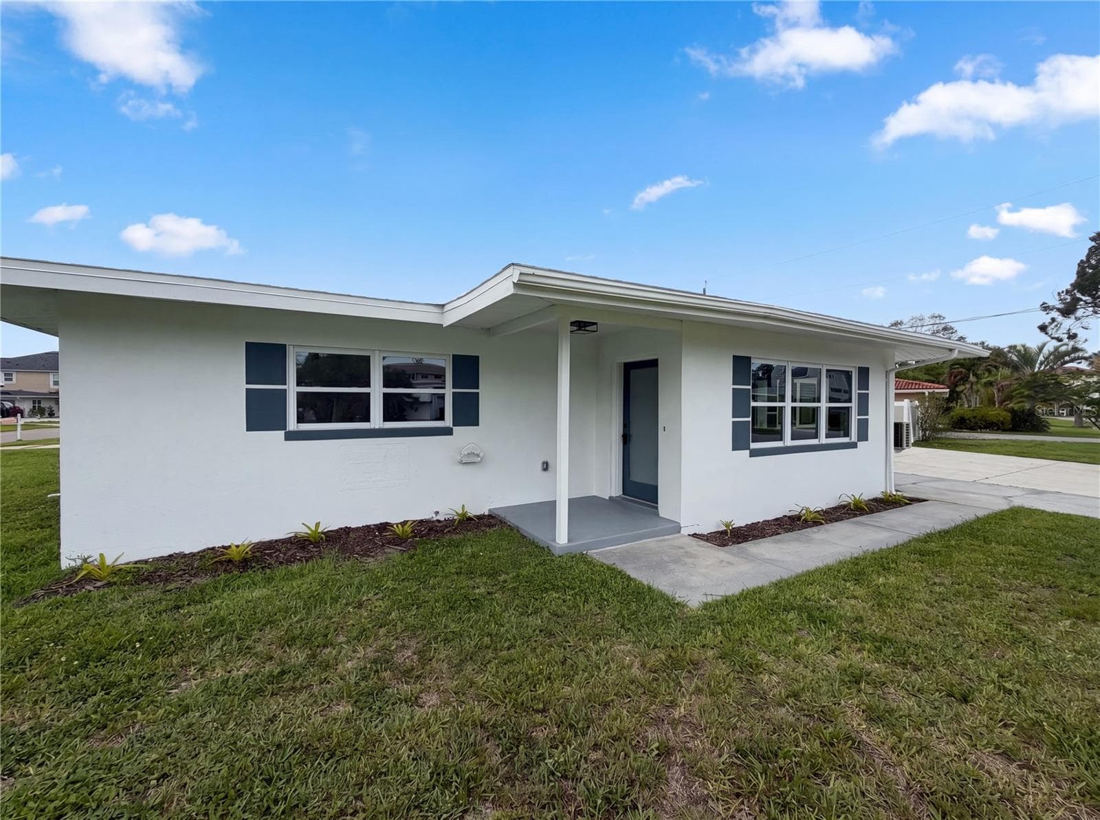 Single Family Residence at 567 BAYWOOD DR N, DUNEDIN, photo 18 of 19