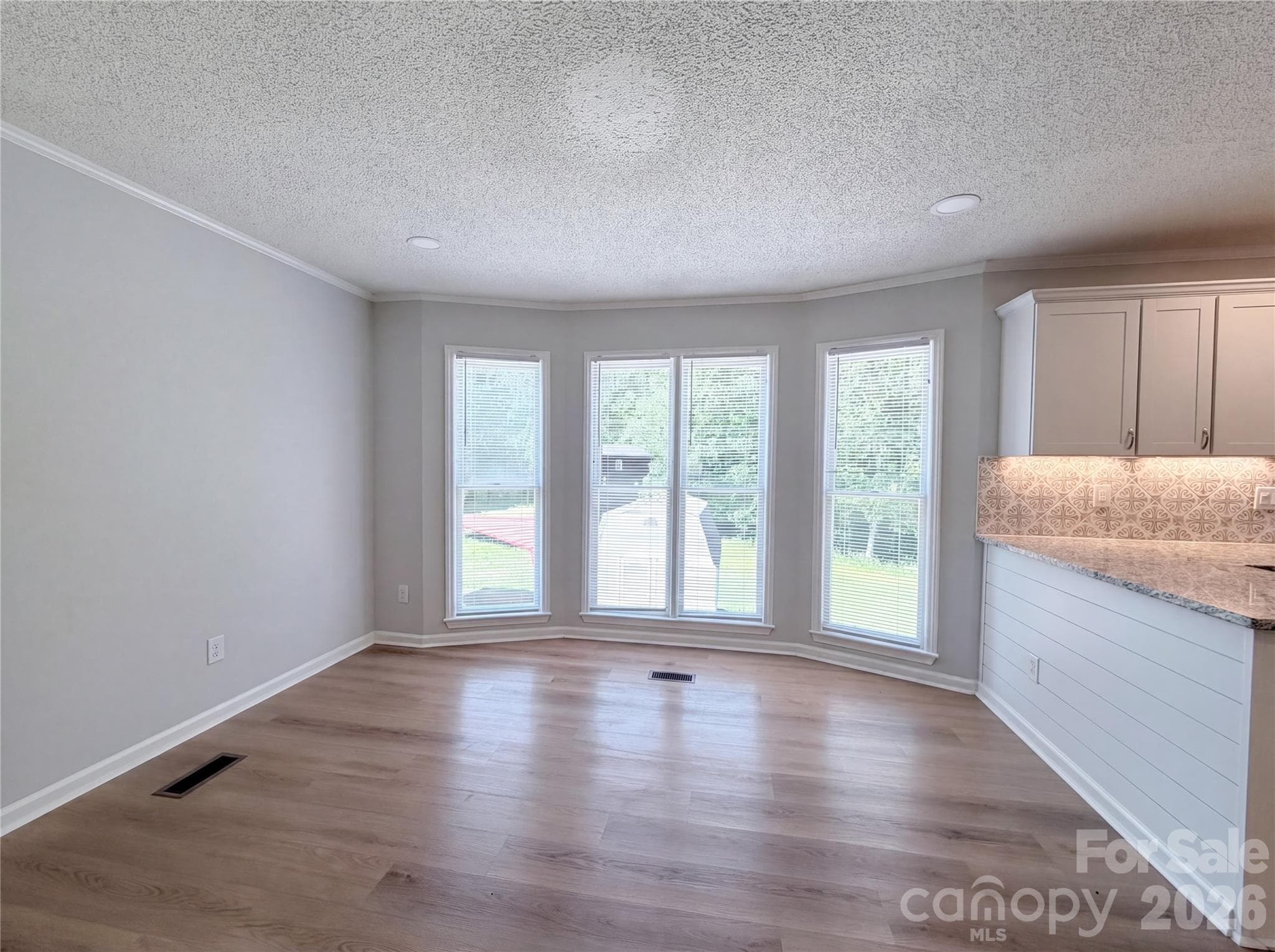 Single Family Residence at Kings Mountain, photo 6 of 15