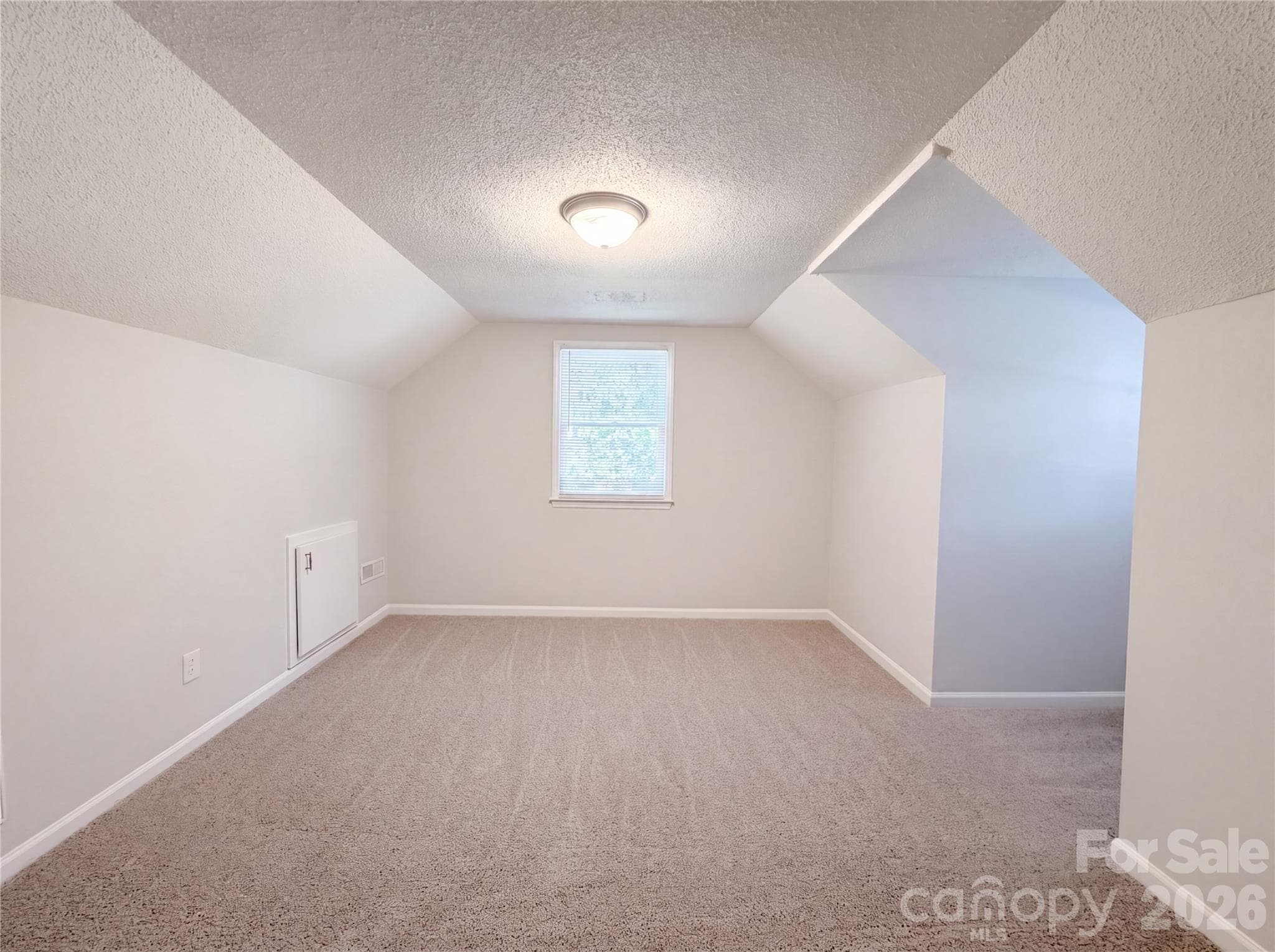 Single Family Residence at Kings Mountain, photo 9 of 15