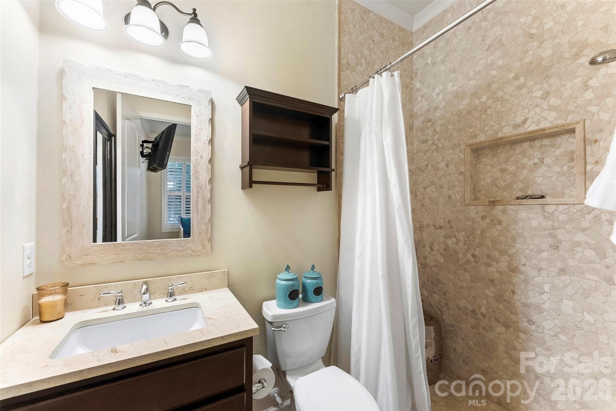 First floor full bathroom - 3411 Stags Leap Way, York