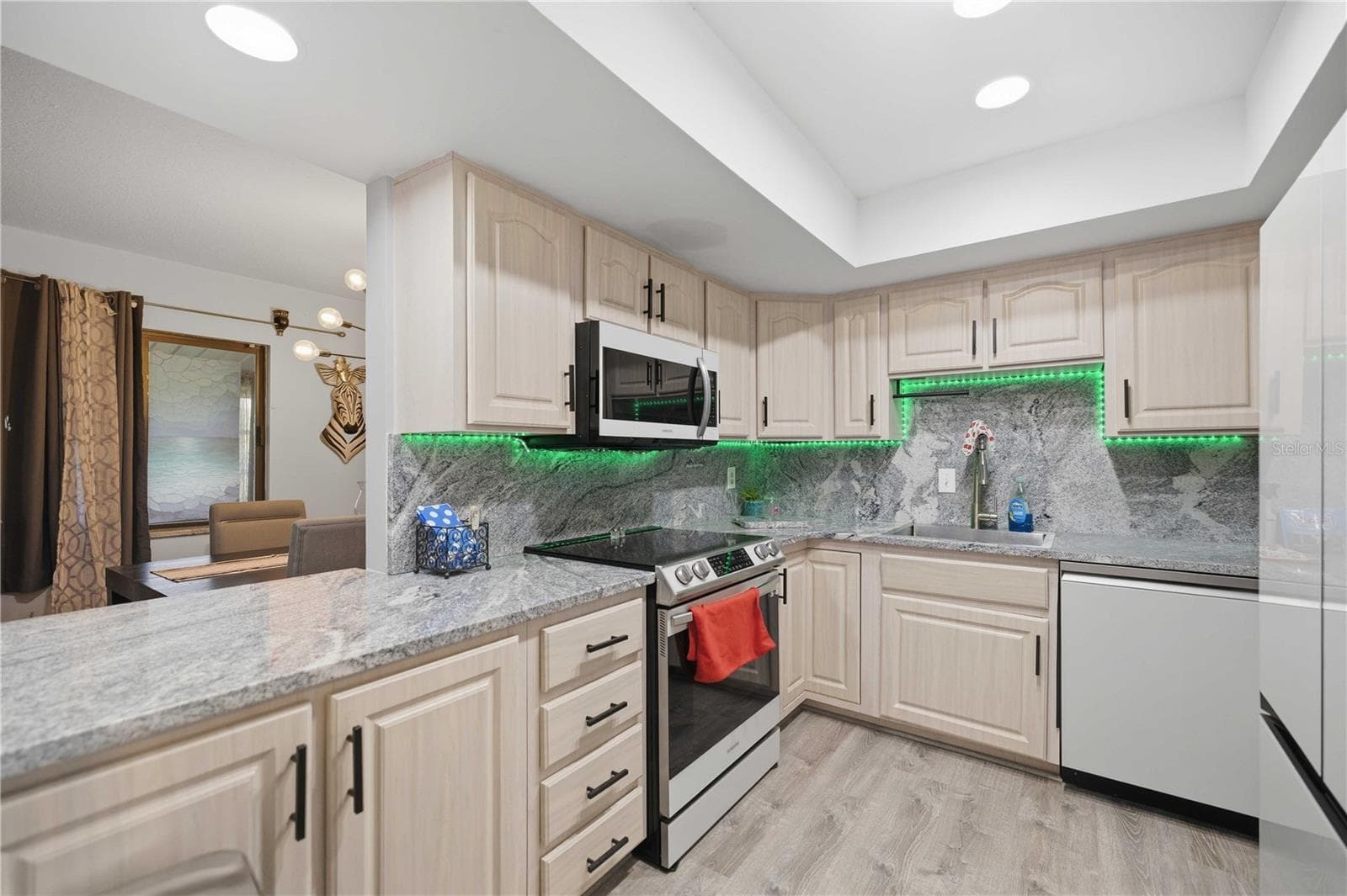 Condominium at 681 MIDWAY DR #B, OCALA, photo 8 of 30