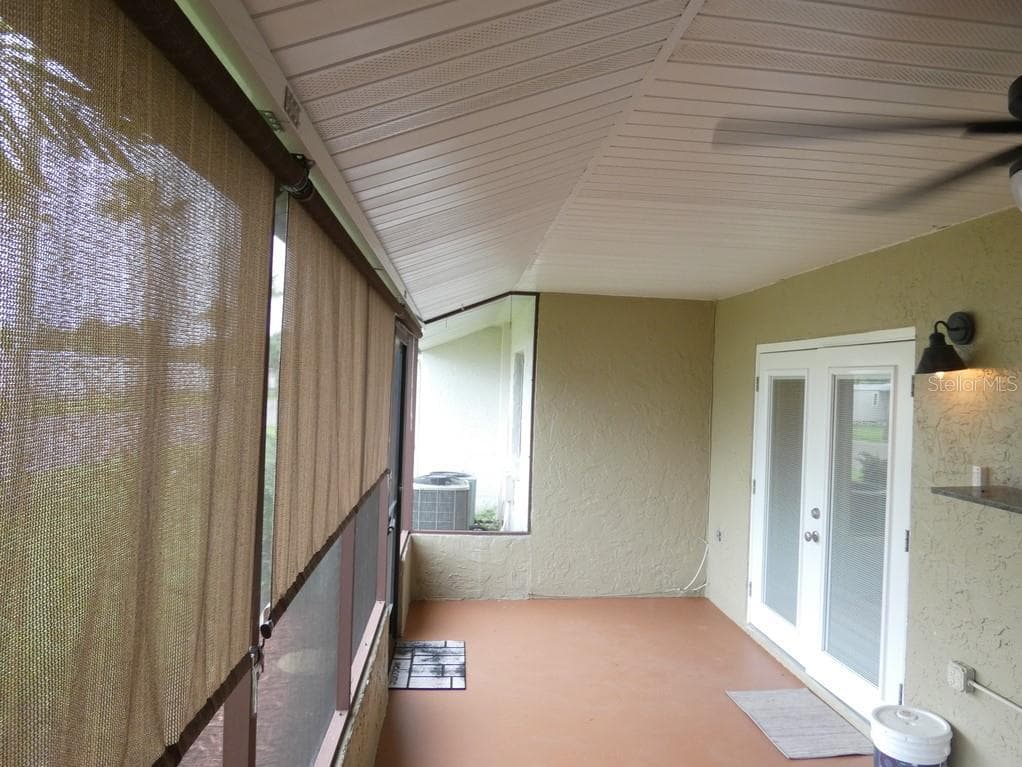 Condominium at 1024 10TH CIR SE, LARGO, photo 13 of 35