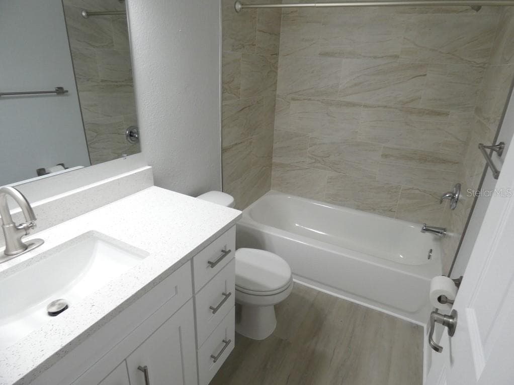 Condominium at 1024 10TH CIR SE, LARGO, photo 14 of 35