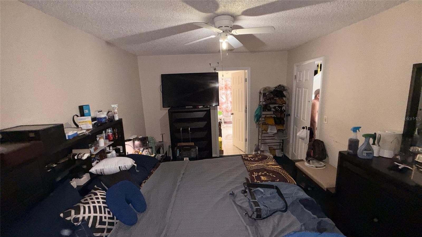 Owner Suite - 187 PINEWOOD CIR, KISSIMMEE