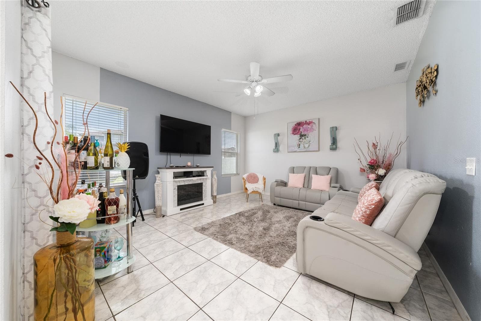 Single Family Residence at 661 ELBRIDGE DR, KISSIMMEE, photo 12 of 41