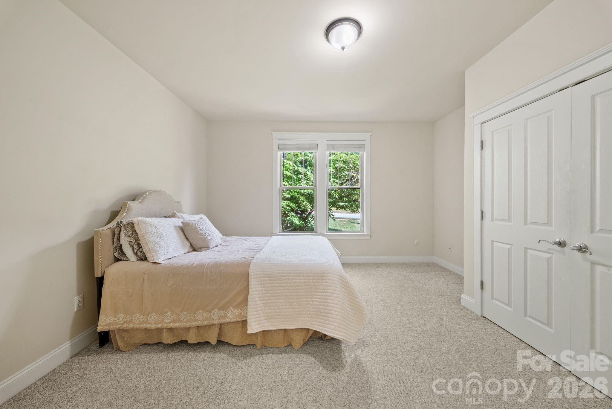 Single Family Residence at 289 Fennel Dun Circle, Biltmore Lake, photo 29 of 45