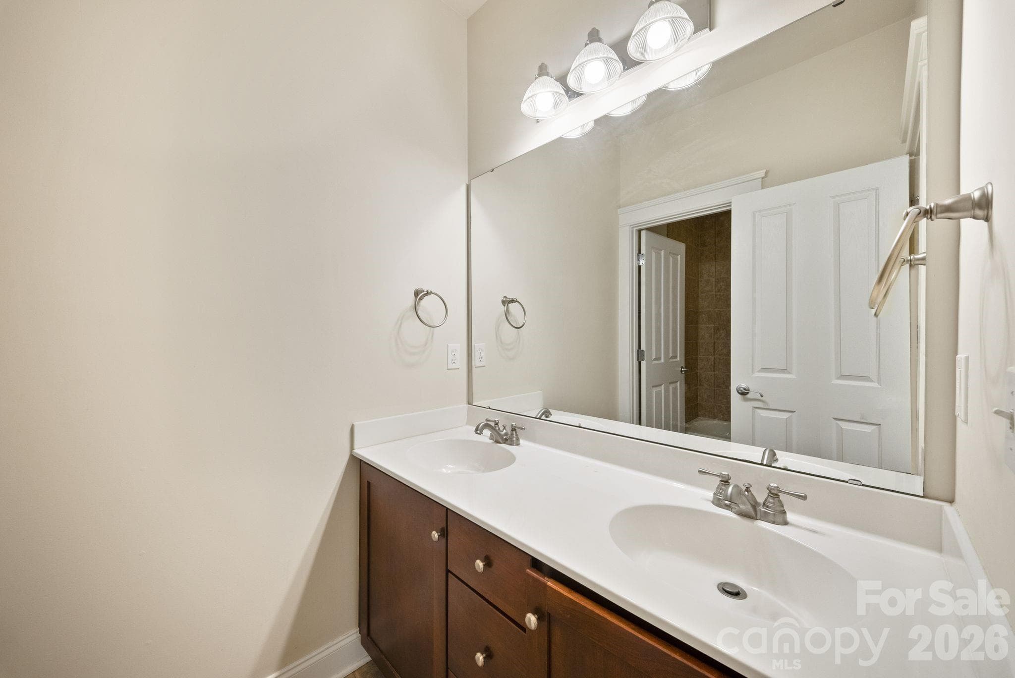 Single Family Residence at 289 Fennel Dun Circle, Biltmore Lake, photo 30 of 45