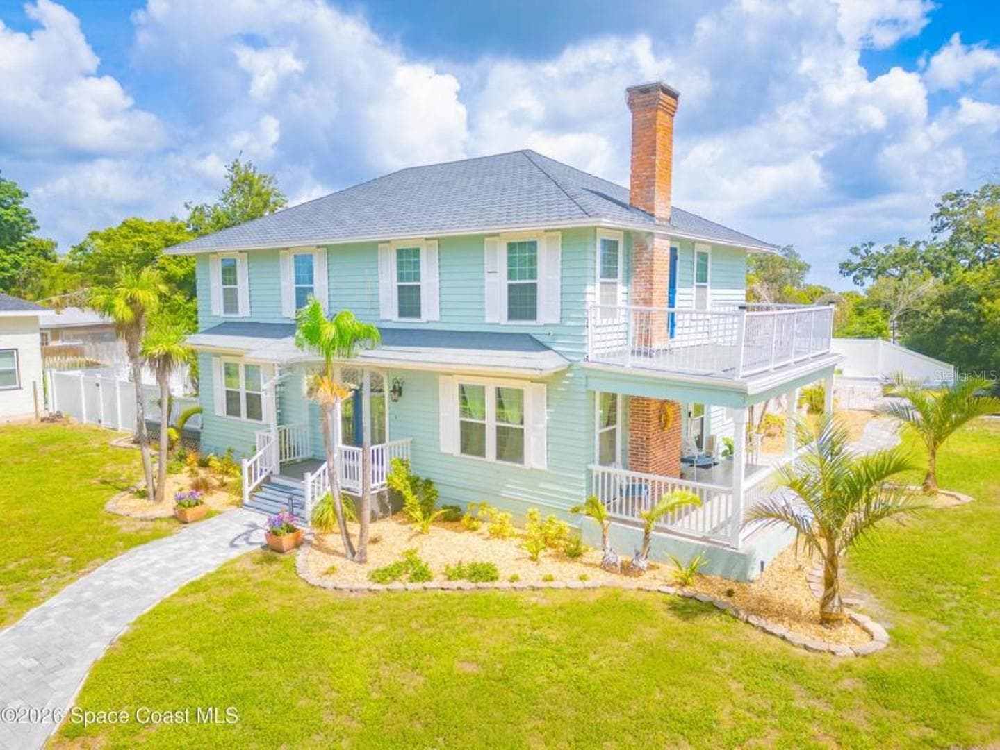 308 BELLAIR DR