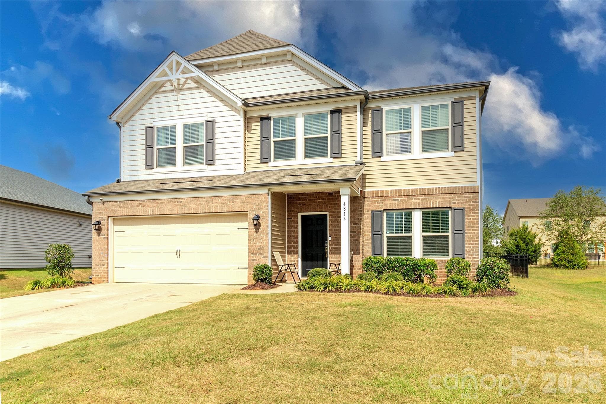 Single Family Residence at Charlotte, photo 2 of 39
