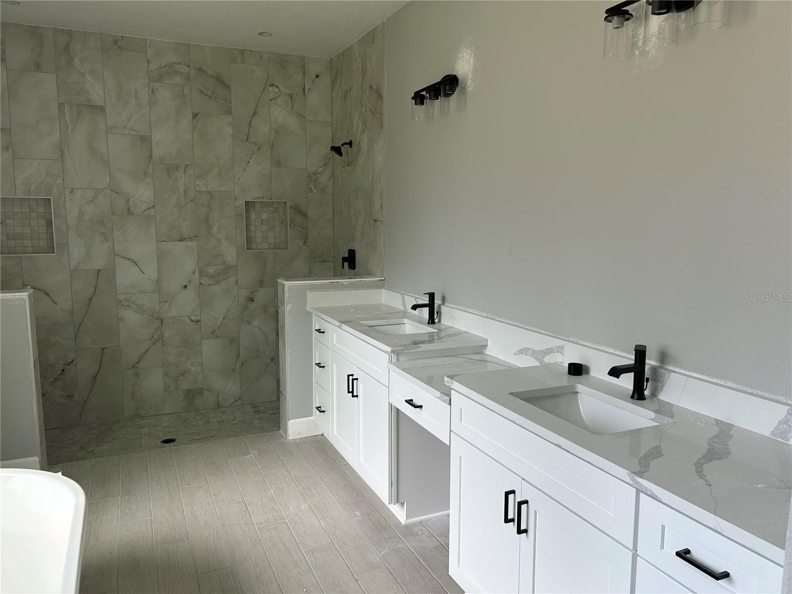 Not the actual home. Photos are of a similar floorplan. Interior/Exterior colors and features may vary. - 2628 W SCILLA DR, DUNNELLON