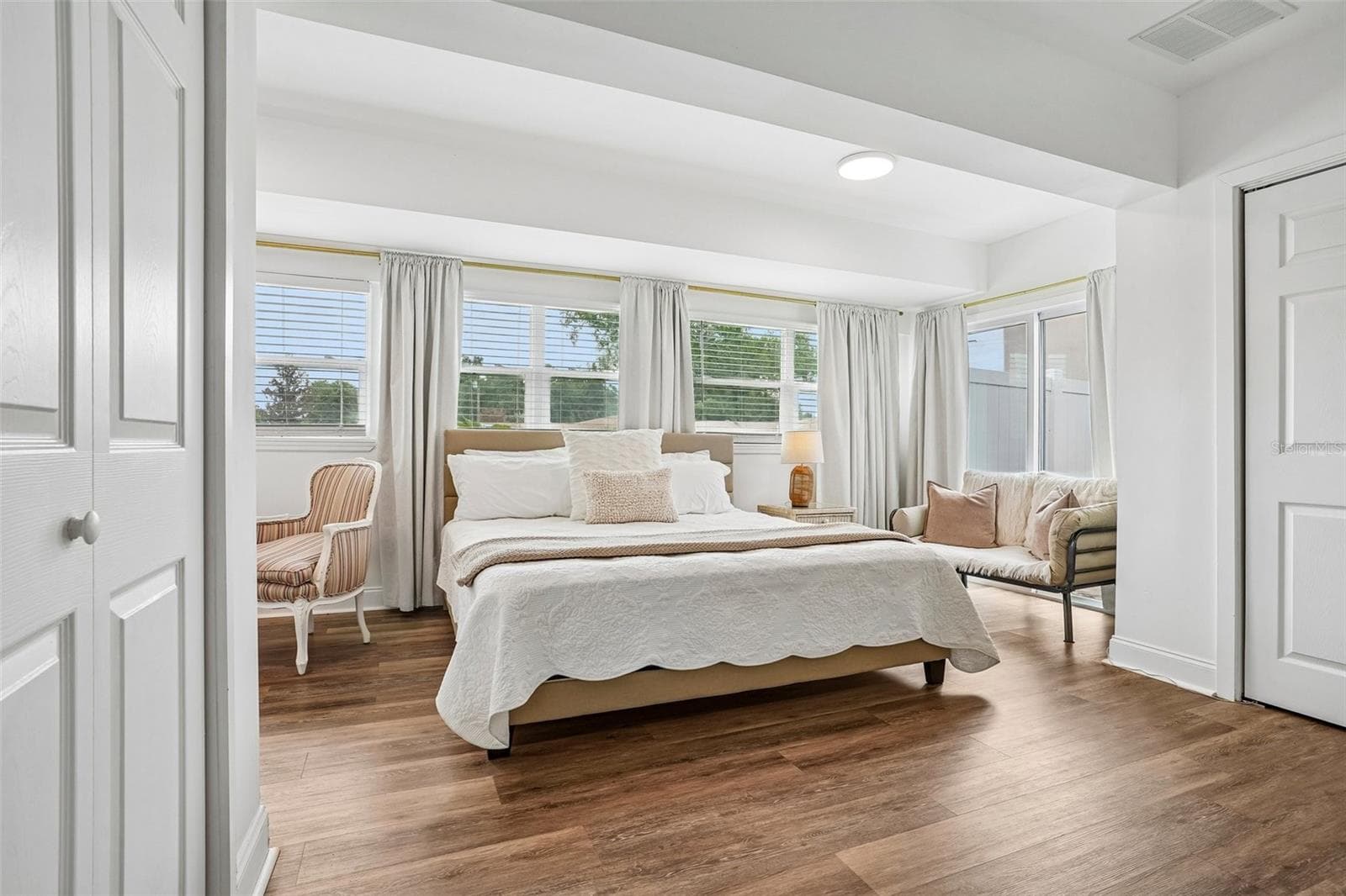 Single Family Residence at 1211 MORNINGSIDE DR, MOUNT DORA, photo 14 of 66