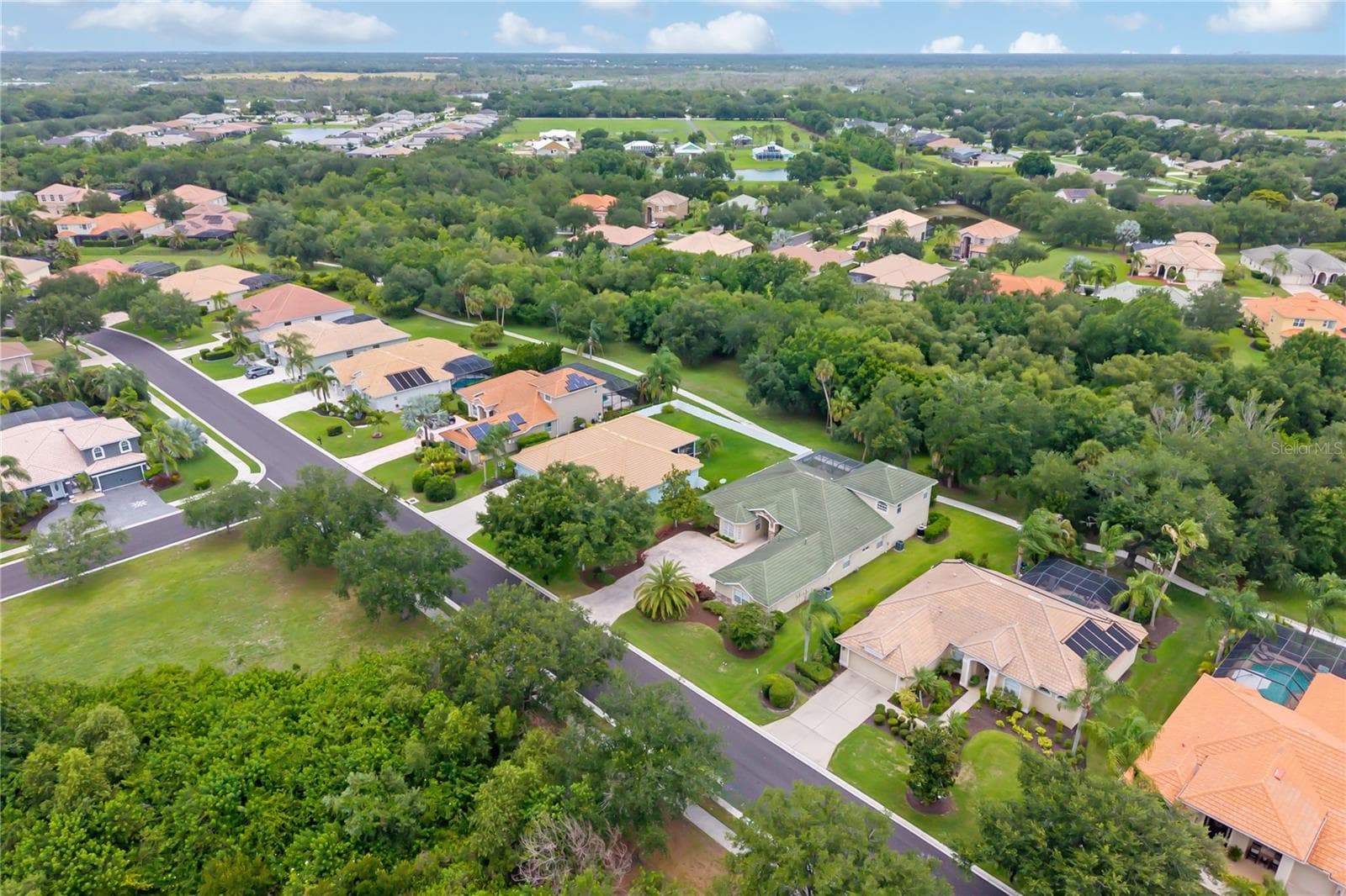 Single Family Residence at 12471 NATUREVIEW CIR, BRADENTON, photo 48 of 84