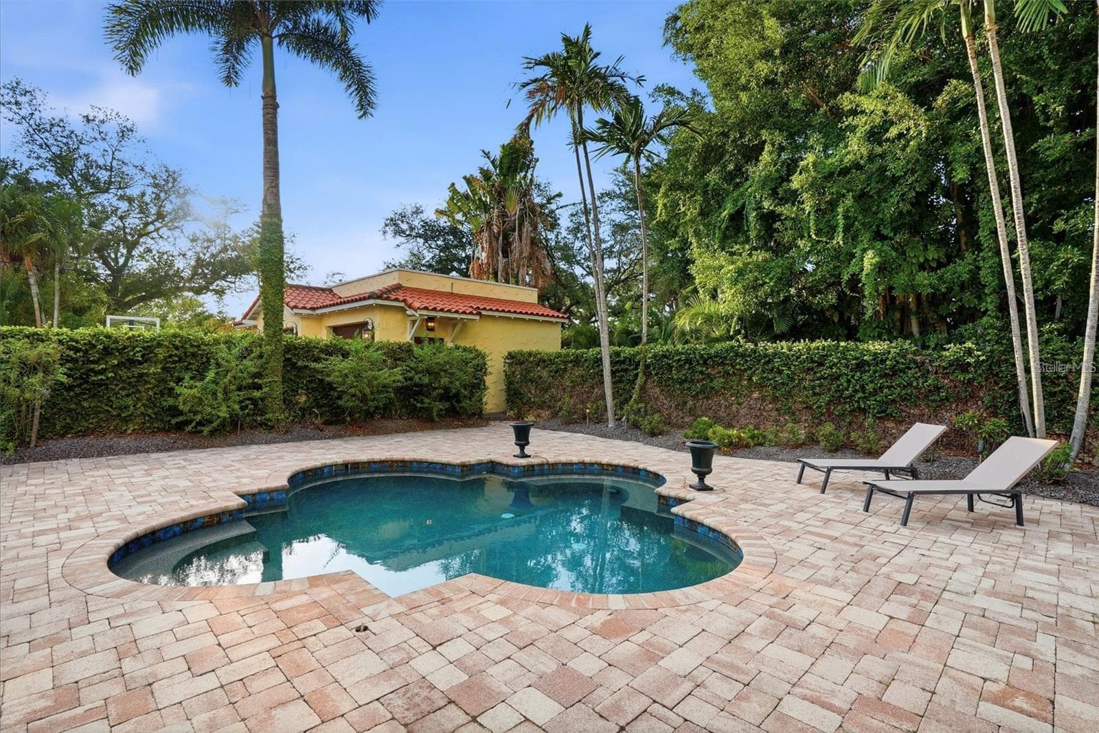 Single Family Residence at 190 BOSPHOROUS AVE, TAMPA, photo 81 of 84