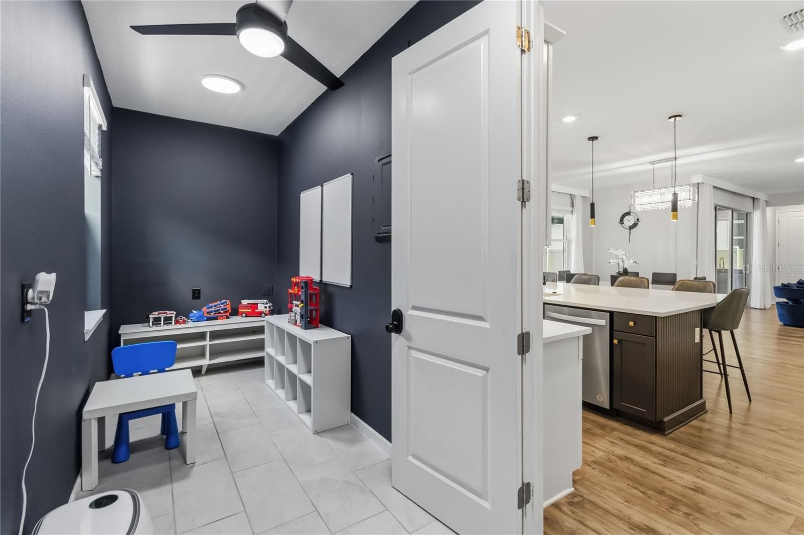 Laundry 1 / mud room - 4519 LIONS GATE AVE, CLERMONT