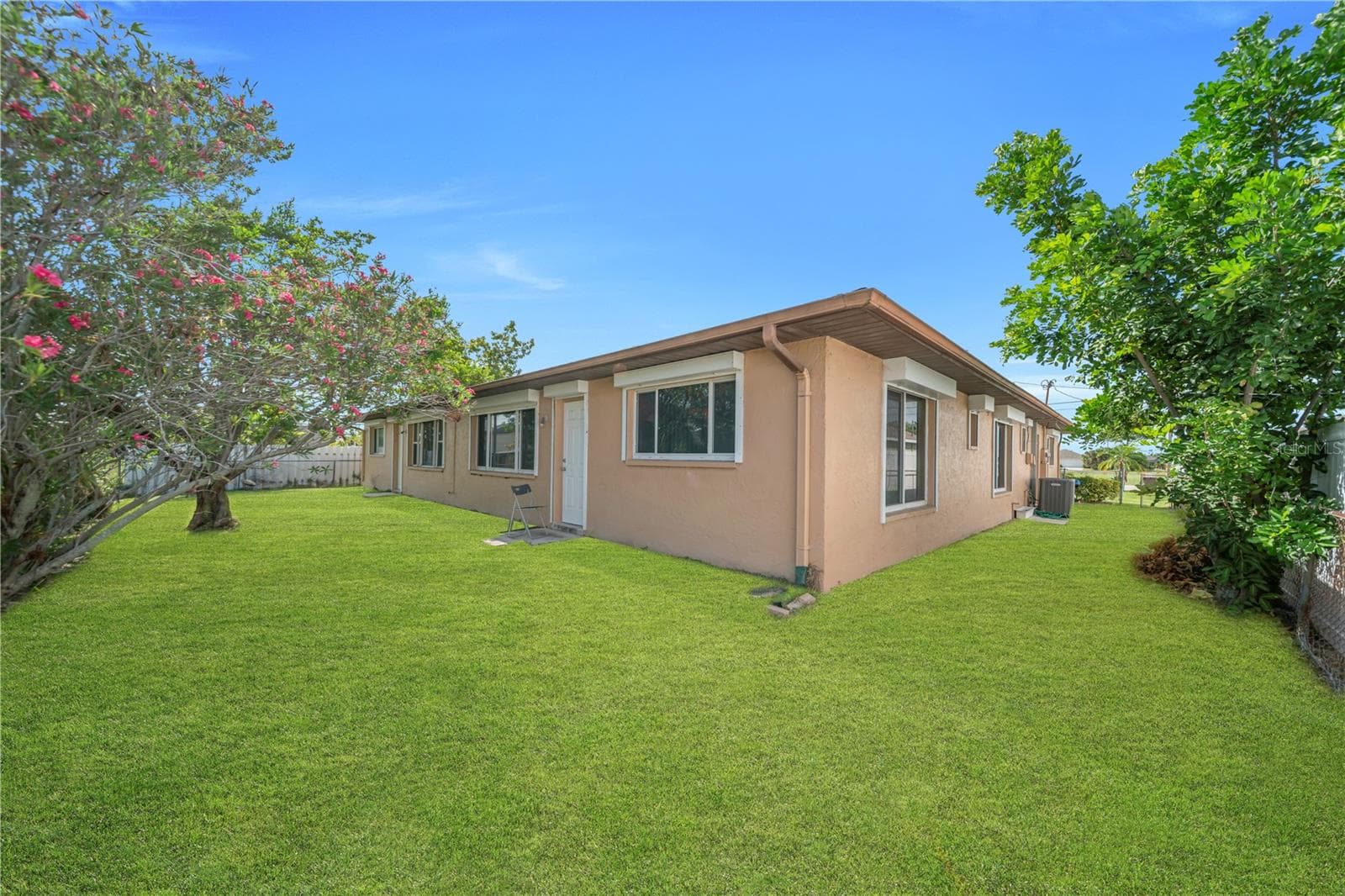 Duplex at 836 SW TRAFALGAR PKWY, CAPE CORAL, photo 25 of 32