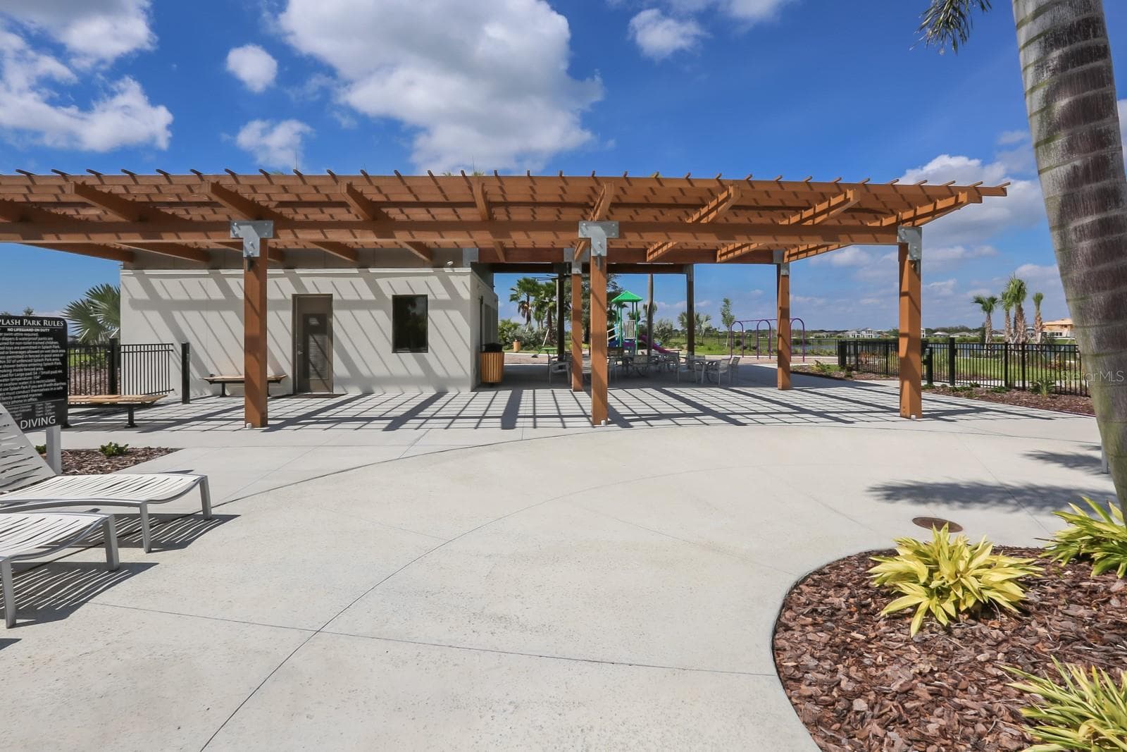 Waterset amenity - 6107 GOLDEN BEACH DR, APOLLO BEACH