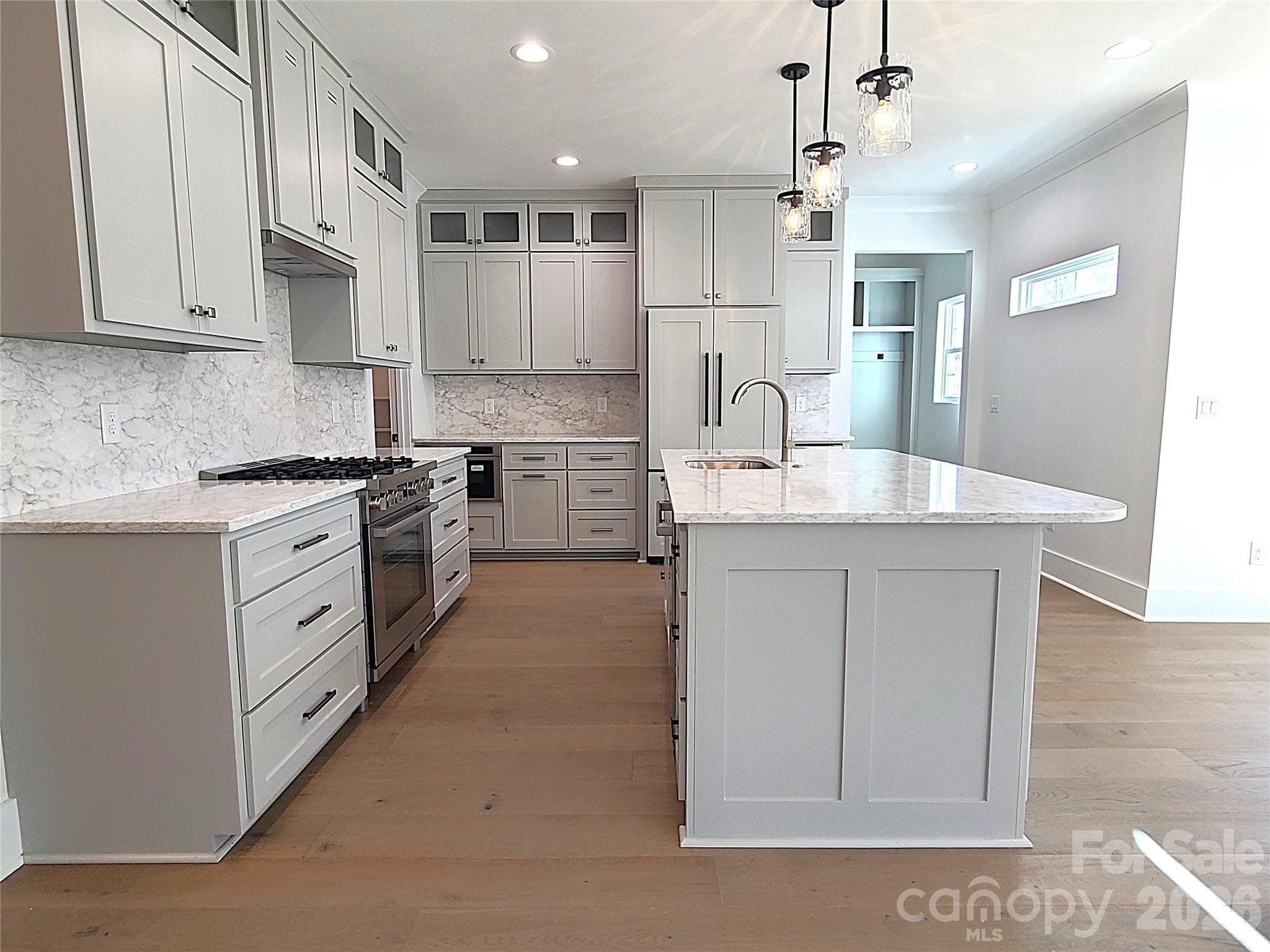 Single Family Residence at Hickory, photo 6 of 48